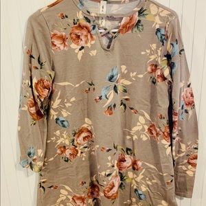 Periwinkle Floral Shirt (M)